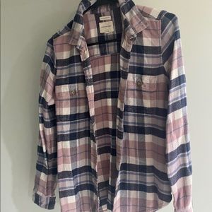 American eagle flannel. Only worn twice.